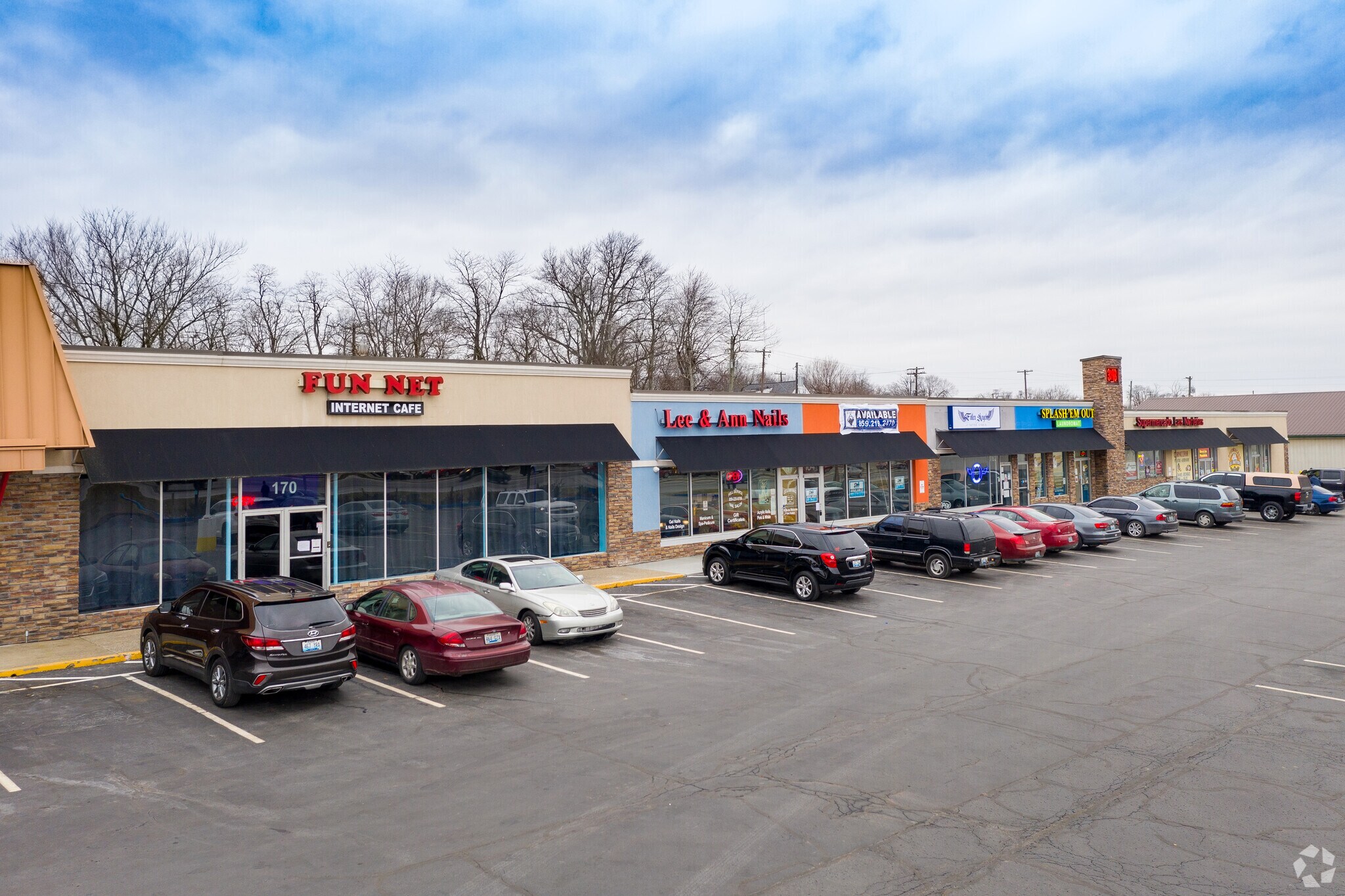 158-170 E New Circle Rd, Lexington, KY for sale Primary Photo- Image 1 of 1