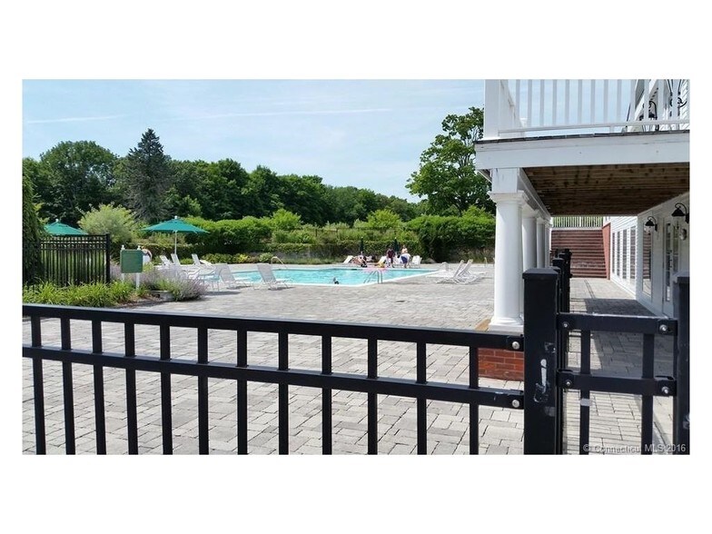 1 Banner Rd, Moodus, CT 06469