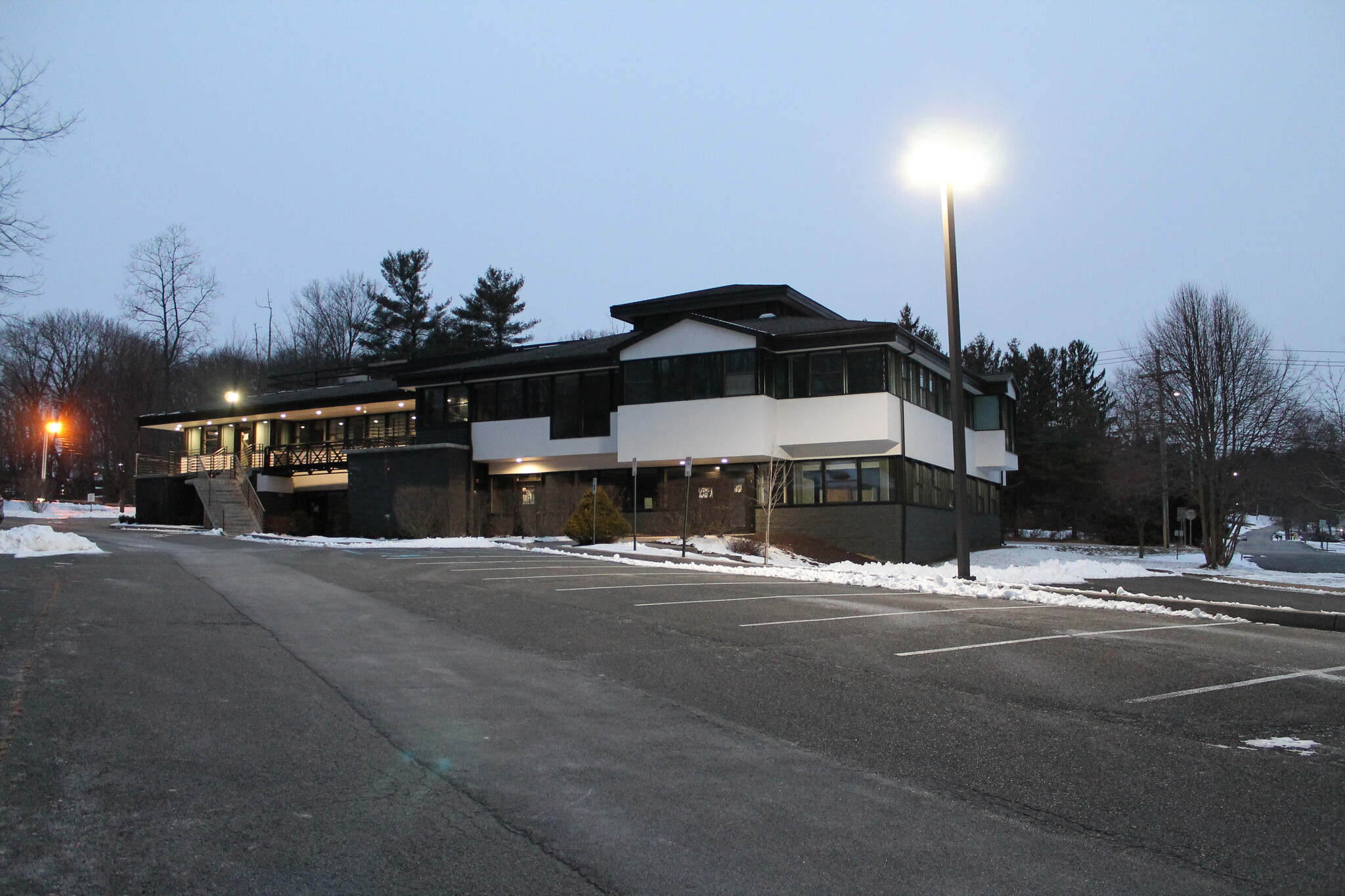 2 Corporate Dr, Central Valley, NY for sale Building Photo- Image 1 of 1