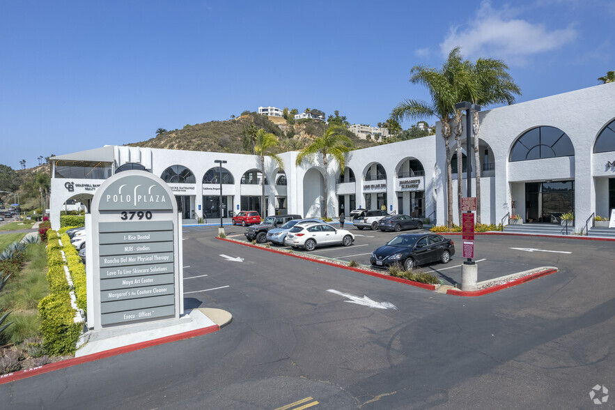 3790 Via de la Valle, Del Mar, CA for lease - Building Photo - Image 3 of 7