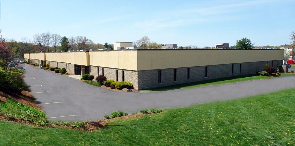 678 Andover St, Lawrence, MA for sale - Building Photo - Image 1 of 1