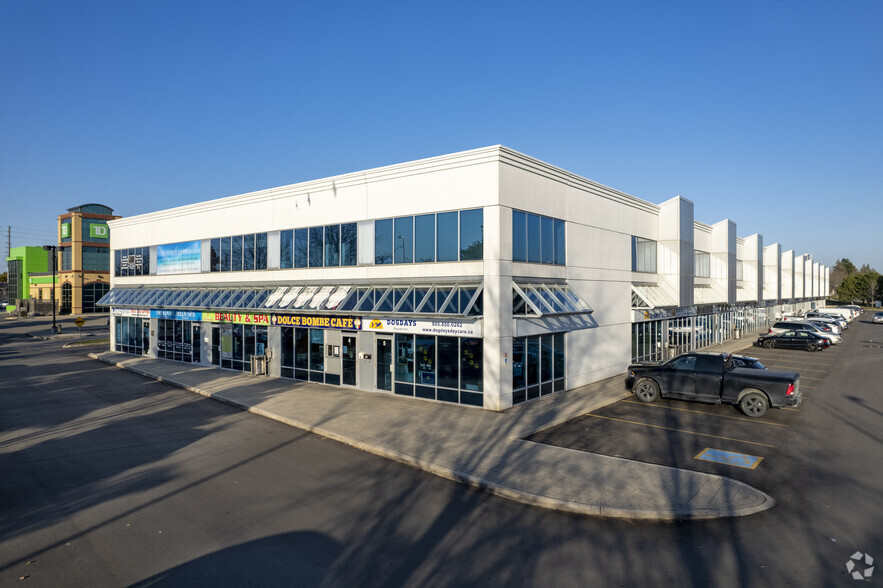 7611 Pine Valley Dr, Vaughan, ON for lease - Primary Photo - Image 1 of 4