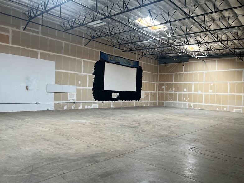 401-457 Gateway Rd, Napa, CA for lease - Interior Photo - Image 3 of 7