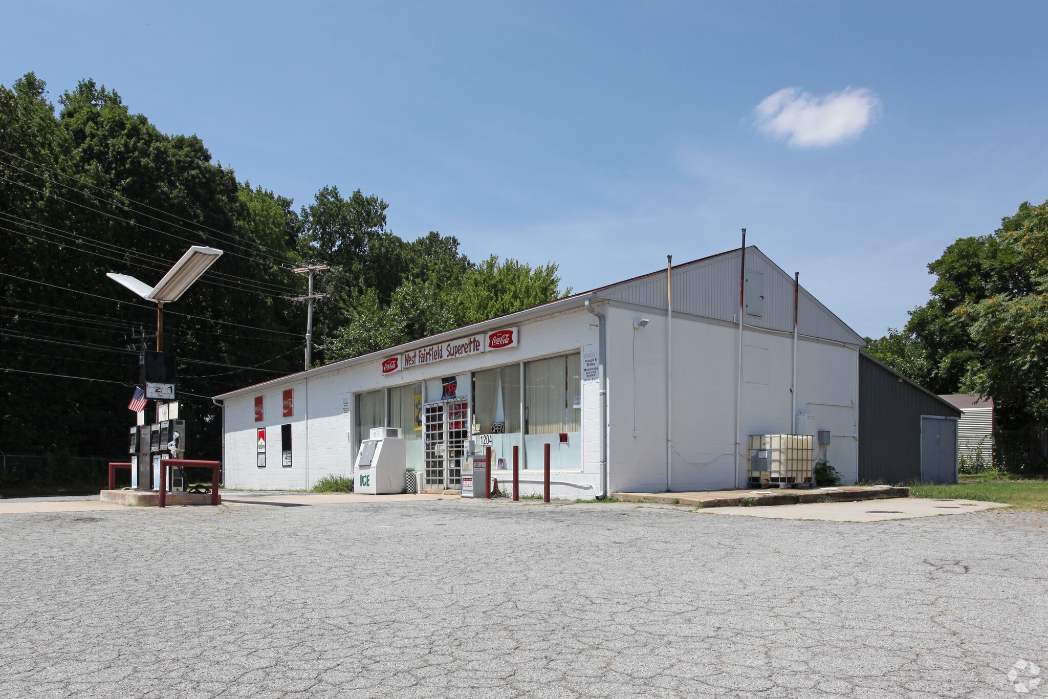 1204 W Fairfield Rd, High Point, NC for sale Primary Photo- Image 1 of 1