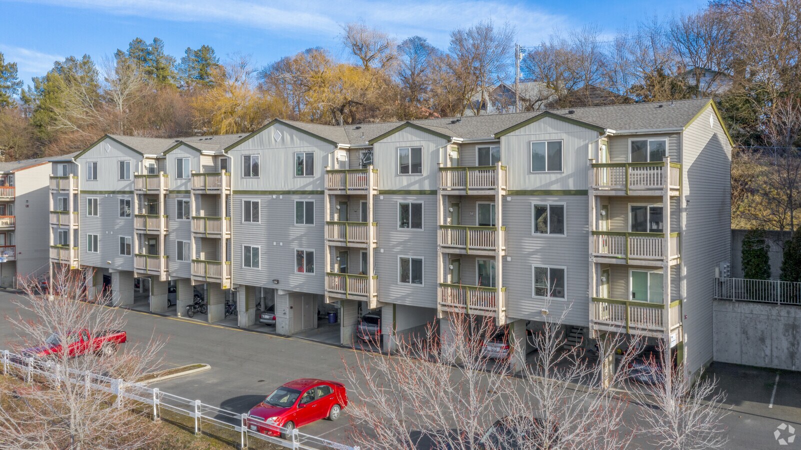 620 NE Kamiaken St, Pullman, WA 99163 The Outlook Apartments