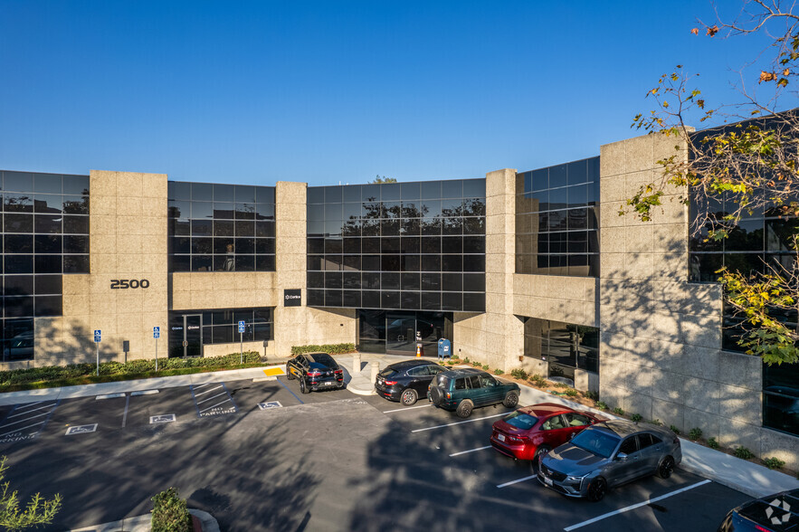 2500 Red Hill Ave, Santa Ana, CA for lease - Building Photo - Image 1 of 11