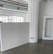 846-860 S Los Angeles St, Los Angeles, CA for lease Interior Photo- Image 1 of 7