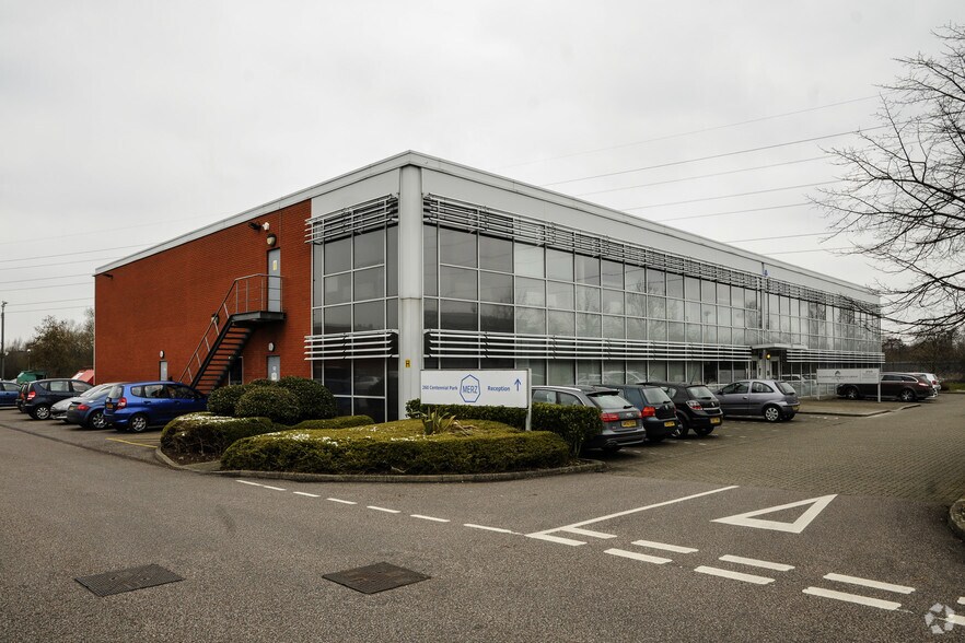 260 Centennial Av, Borehamwood,