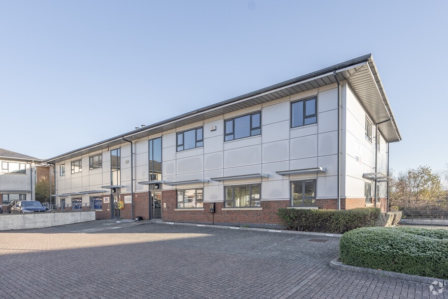 Old Gloucester Rd, Bristol for lease - Primary Photo - Image 1 of 2