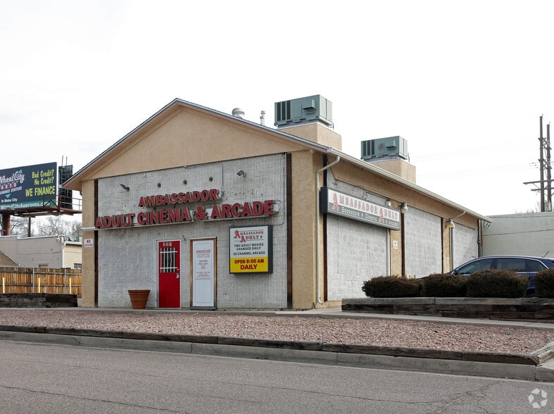 227 Bonfoy Ave, Colorado Springs, CO for sale - Primary Photo - Image 3 of 4