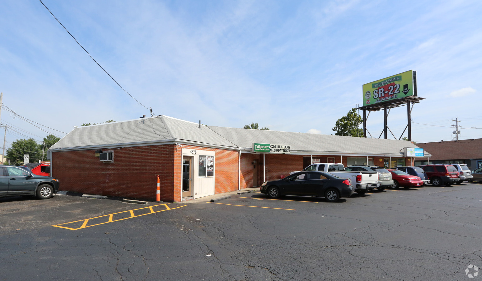 4678-4688 E Main St, Whitehall, OH 43213 | LoopNet