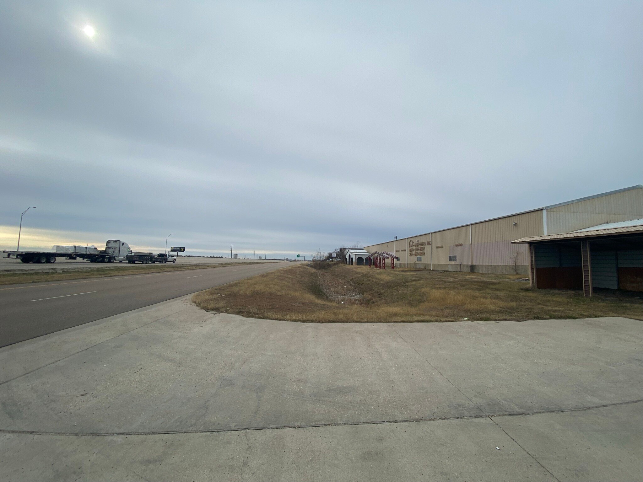 7908 N Interstate Hwy 35, Temple, TX for sale Primary Photo- Image 1 of 1