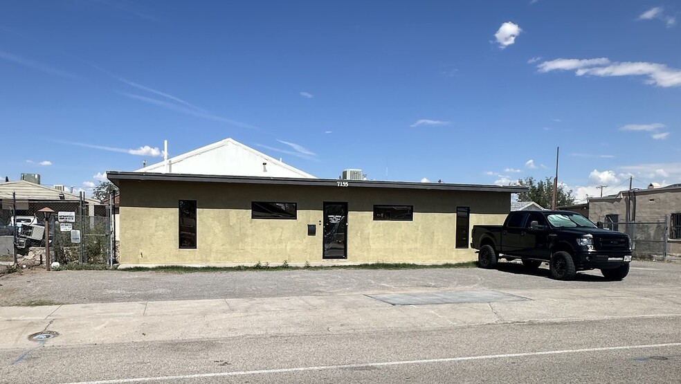 7155 Dale Rd, El Paso, TX for sale - Building Photo - Image 1 of 9