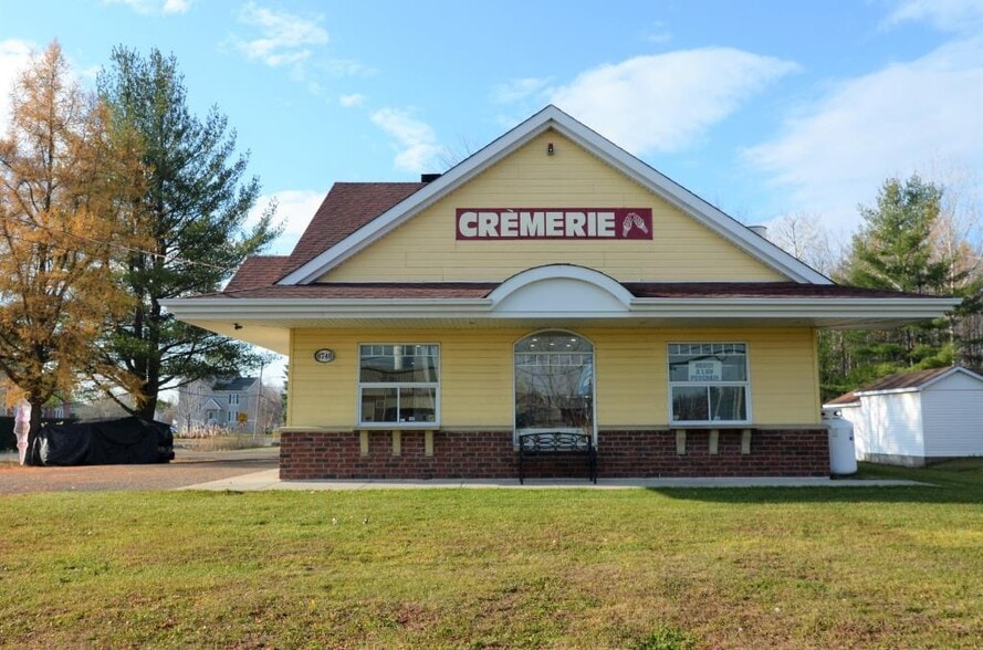 6740 Boul Laurier, Terrebonne, QC J7M 1H1