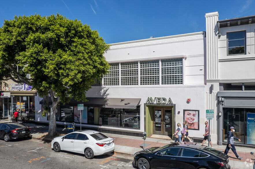 10935-10943 Weyburn Ave, Los Angeles, CA for sale - Primary Photo - Image 1 of 1