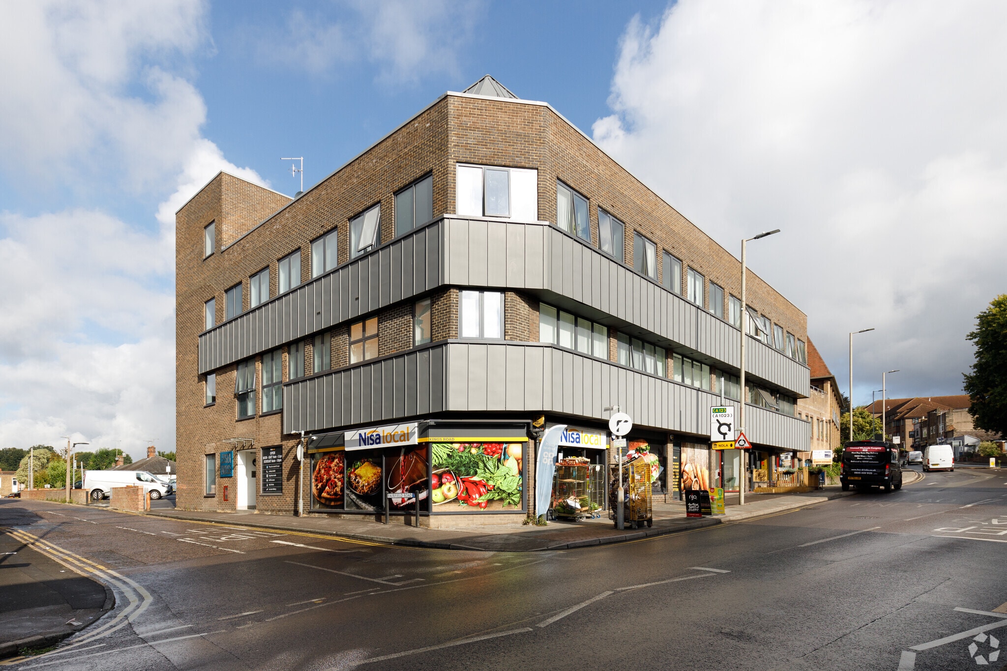 137-141 Kings Rd, Brentwood for sale Primary Photo- Image 1 of 1