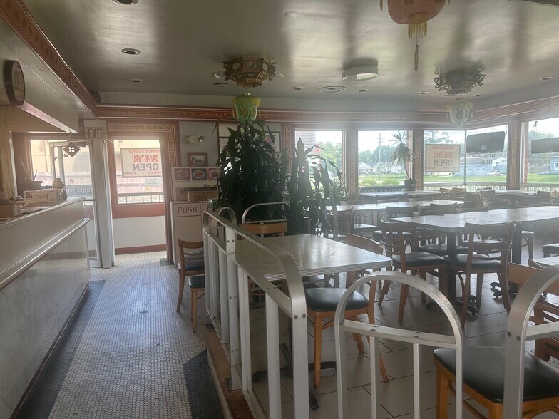 2021 N Verity Pky, Middletown, OH for sale - Building Photo - Image 1 of 1