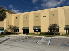 1901 Green Rd, Deerfield Beach, FL for lease Interior Photo- Image 1 of 18