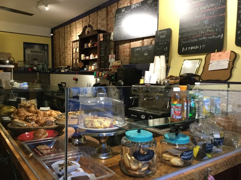 709 Seneca Ave, Ridgewood, NY for sale - Building Photo - Image 1 of 1