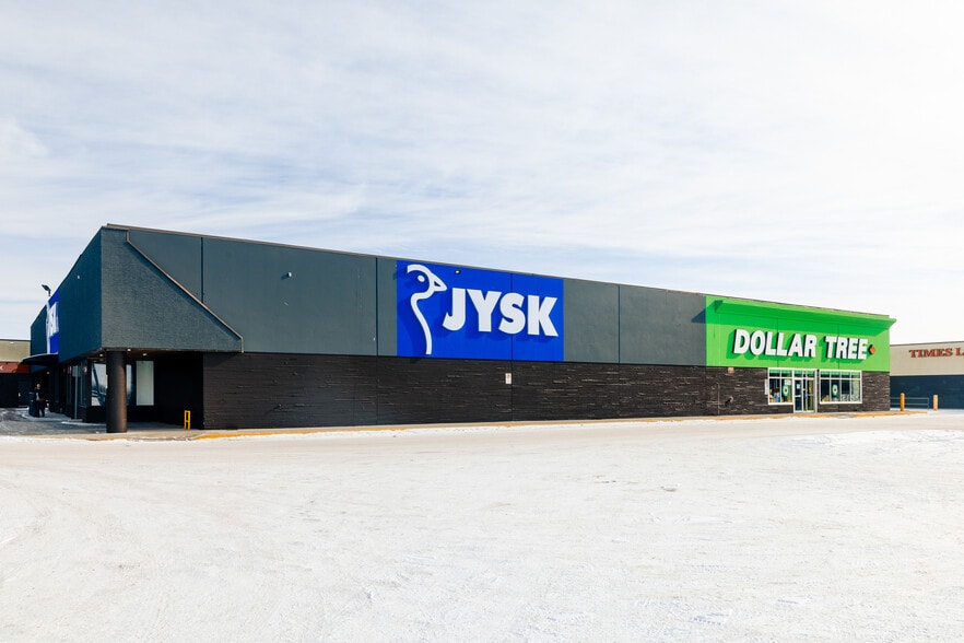 3725 56 St, Wetaskiwin, AB for lease - Building Photo - Image 1 of 14