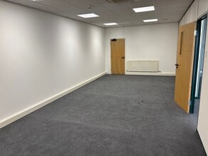 Knights Rd, Leicester for lease Interior Photo- Image 1 of 3