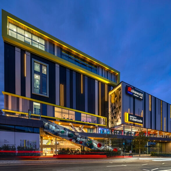 11 Bretonside, Plymouth for lease - Building Photo - Image 1 of 2