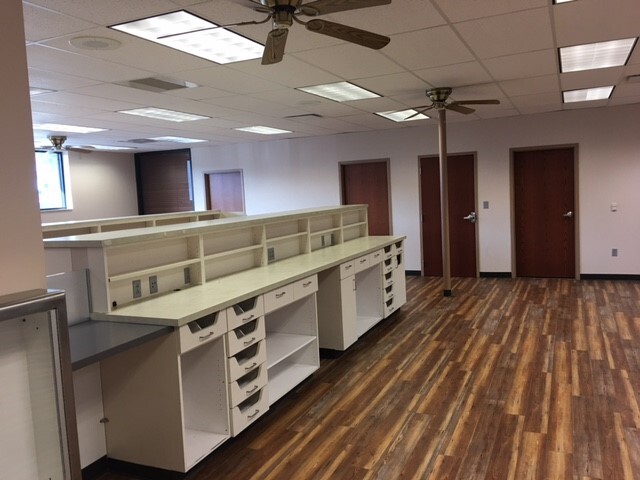 1515-1519 Saint Joseph Ave, Saint Joseph, MO for lease - Interior Photo - Image 2 of 6