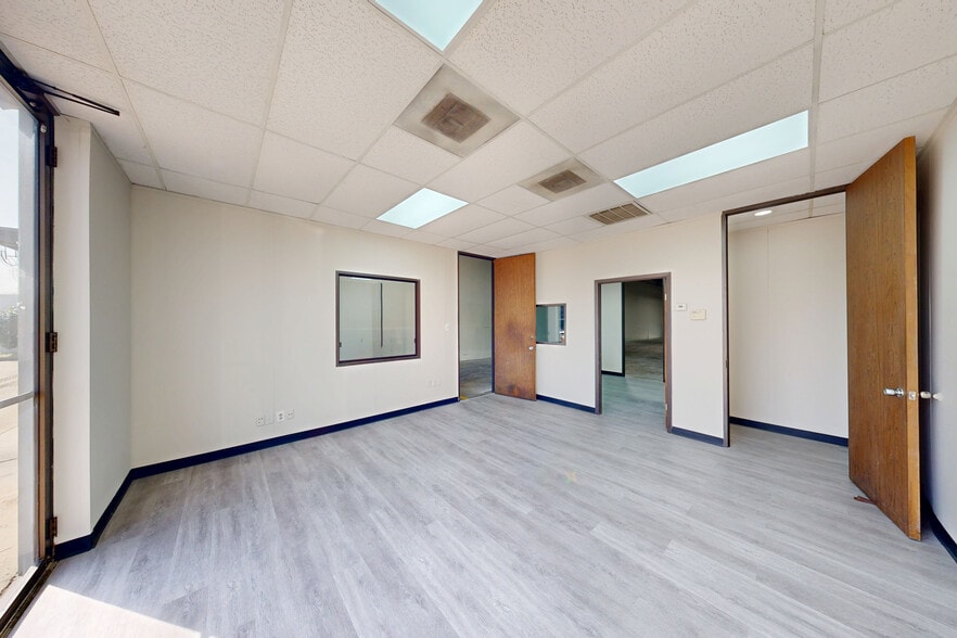 15925 Morales Rd, Houston, TX for lease - Matterport 3D Scan - Image 2 of 28