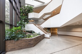 700 & 734 S Waverly Rd, Holland, MI for sale Lobby- Image 2 of 16