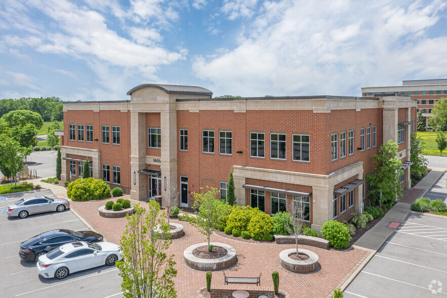 1605 Medical Center Pky, Murfreesboro, TN for lease - Primary Photo - Image 1 of 12