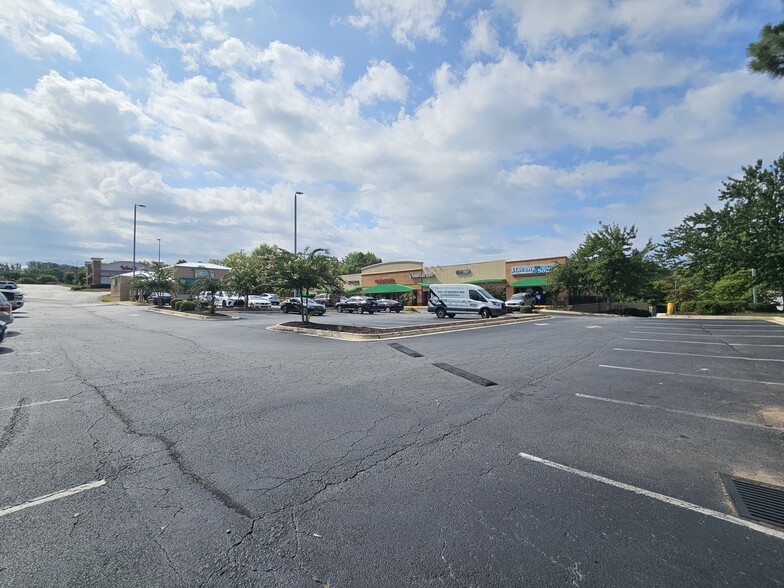 4060 Buford Dr, Buford, GA for lease - Building Photo - Image 2 of 14