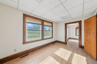 150 W End Ave, Somerville, NJ for lease Interior Photo- Image 1 of 5