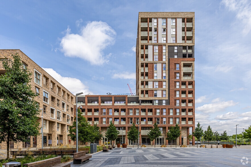 Starling Ct, London for lease - Building Photo - Image 3 of 4