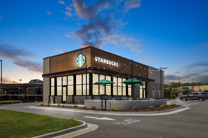 17332 I-30 W Service Rd, Benton, AR for sale - Building Photo - Image 1 of 1