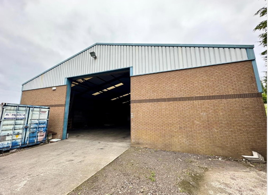 31 Coalisland Rd, Dungannon for lease Primary Photo- Image 1 of 2