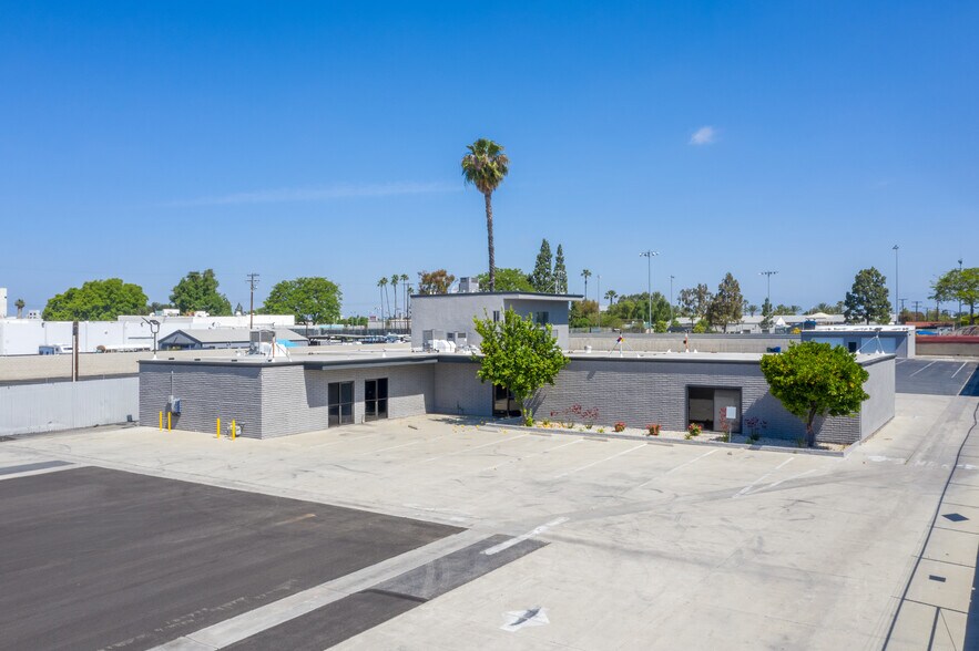 Downey, CA Commercial Real Estate for Sale and Lease