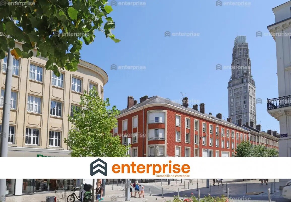 Office in Amiens for lease Building Photo- Image 1 of 7