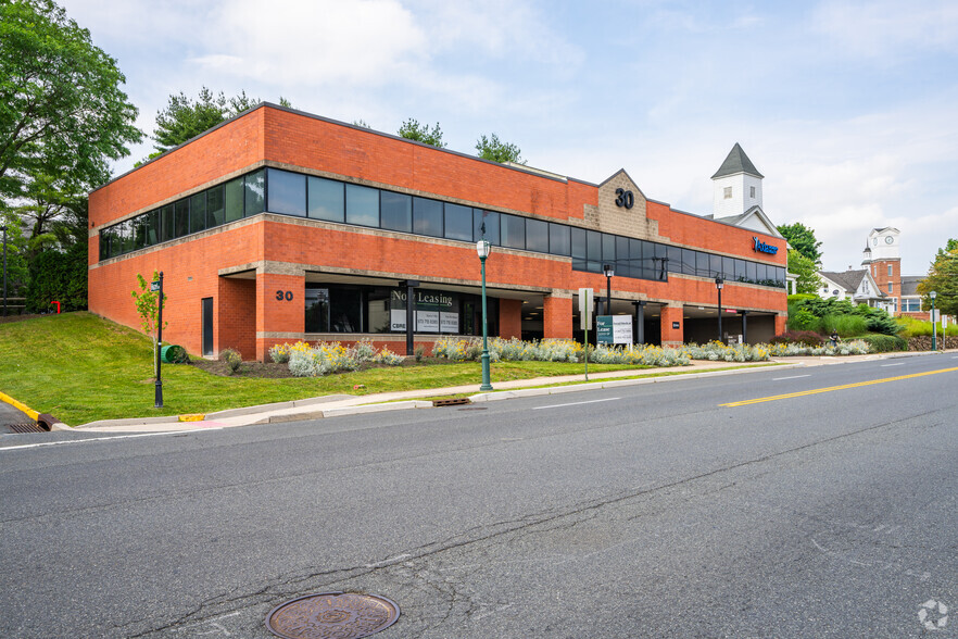 30 W Mount Pleasant Ave, Livingston, NJ for lease - Building Photo - Image 3 of 10