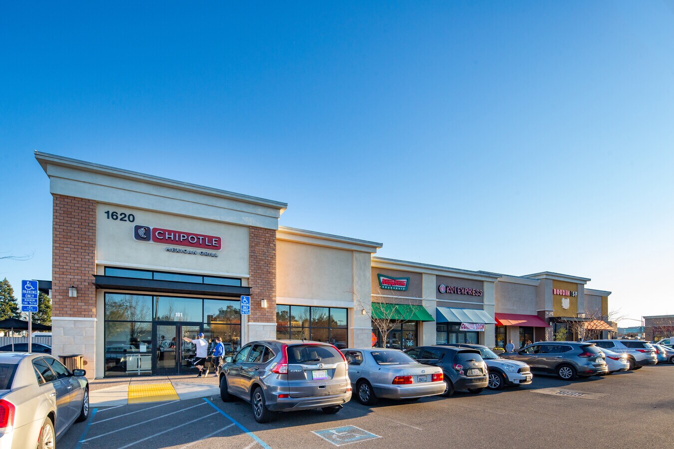 1620 E Monte Vista Ave, Vacaville, CA 95688