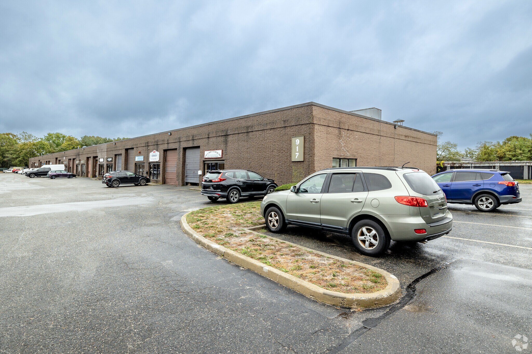 917 Lincoln Ave, Holbrook, NY for sale Primary Photo- Image 1 of 1