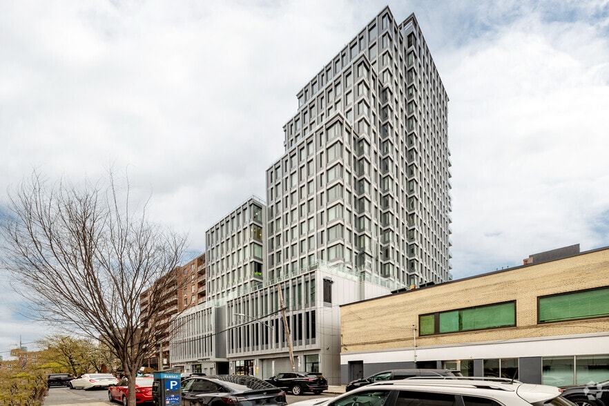 136-20 Maple Ave, Flushing, NY for sale - Primary Photo - Image 1 of 13