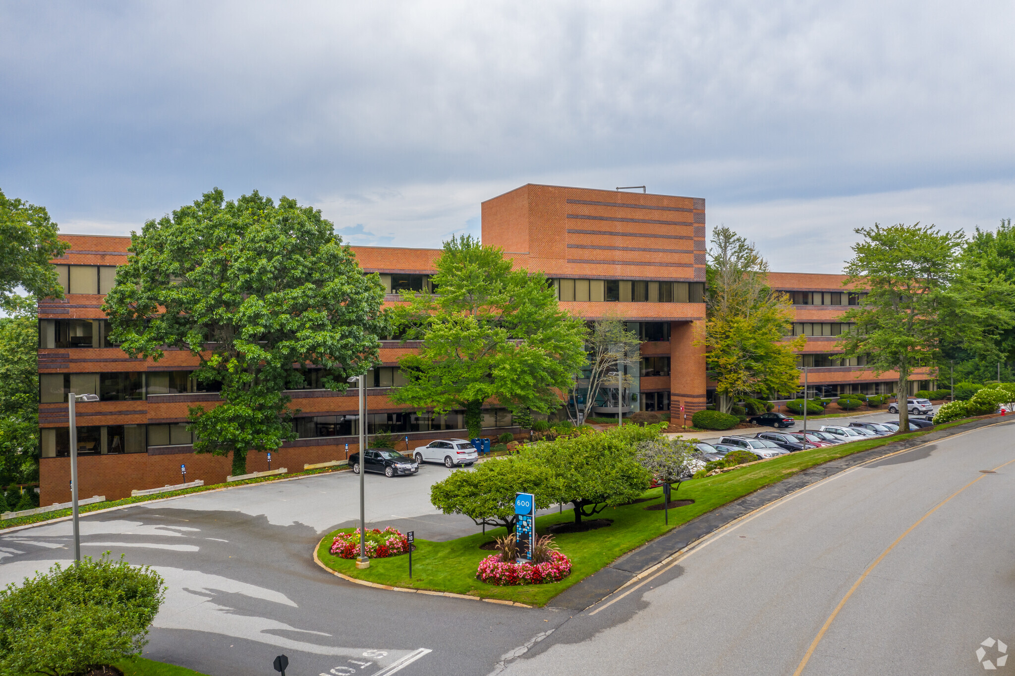 600 Unicorn Park Dr, Woburn, MA 01801 - Office for Lease | LoopNet 