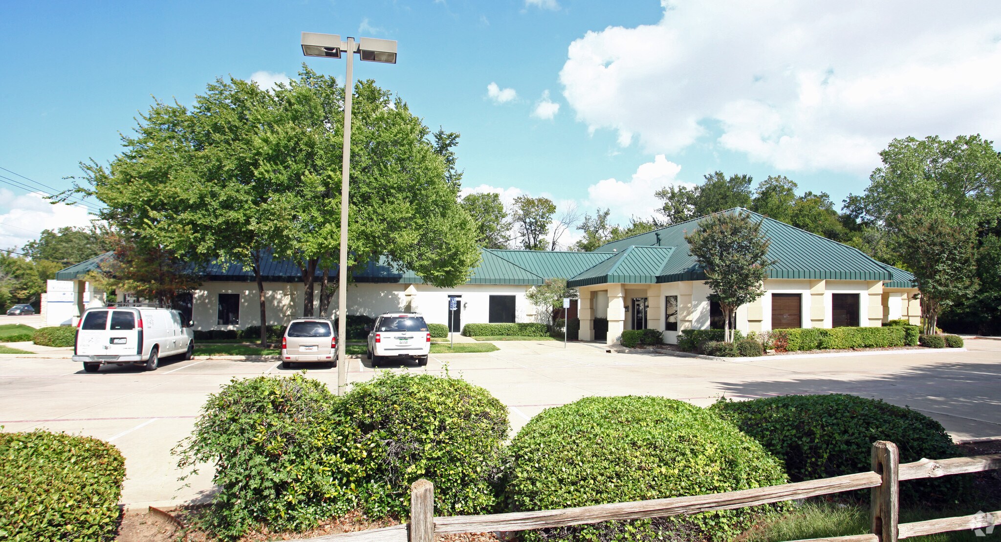 2301 Ira E Woods Ave, Grapevine, TX for sale Primary Photo- Image 1 of 1