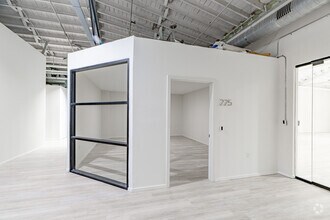 616-620 NW 2nd Ave, Fort Lauderdale, FL for lease Interior Photo- Image 1 of 4