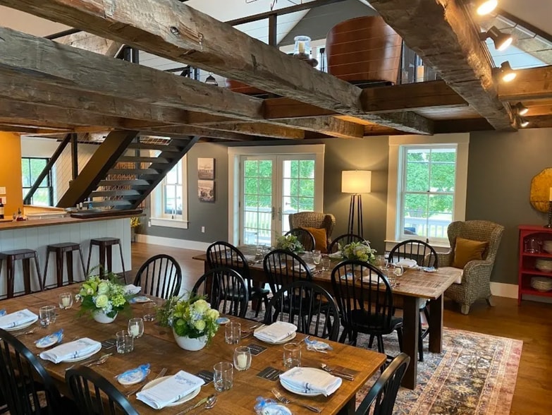 126 S Main St, Wolfeboro, NH for sale - Interior Photo - Image 3 of 19