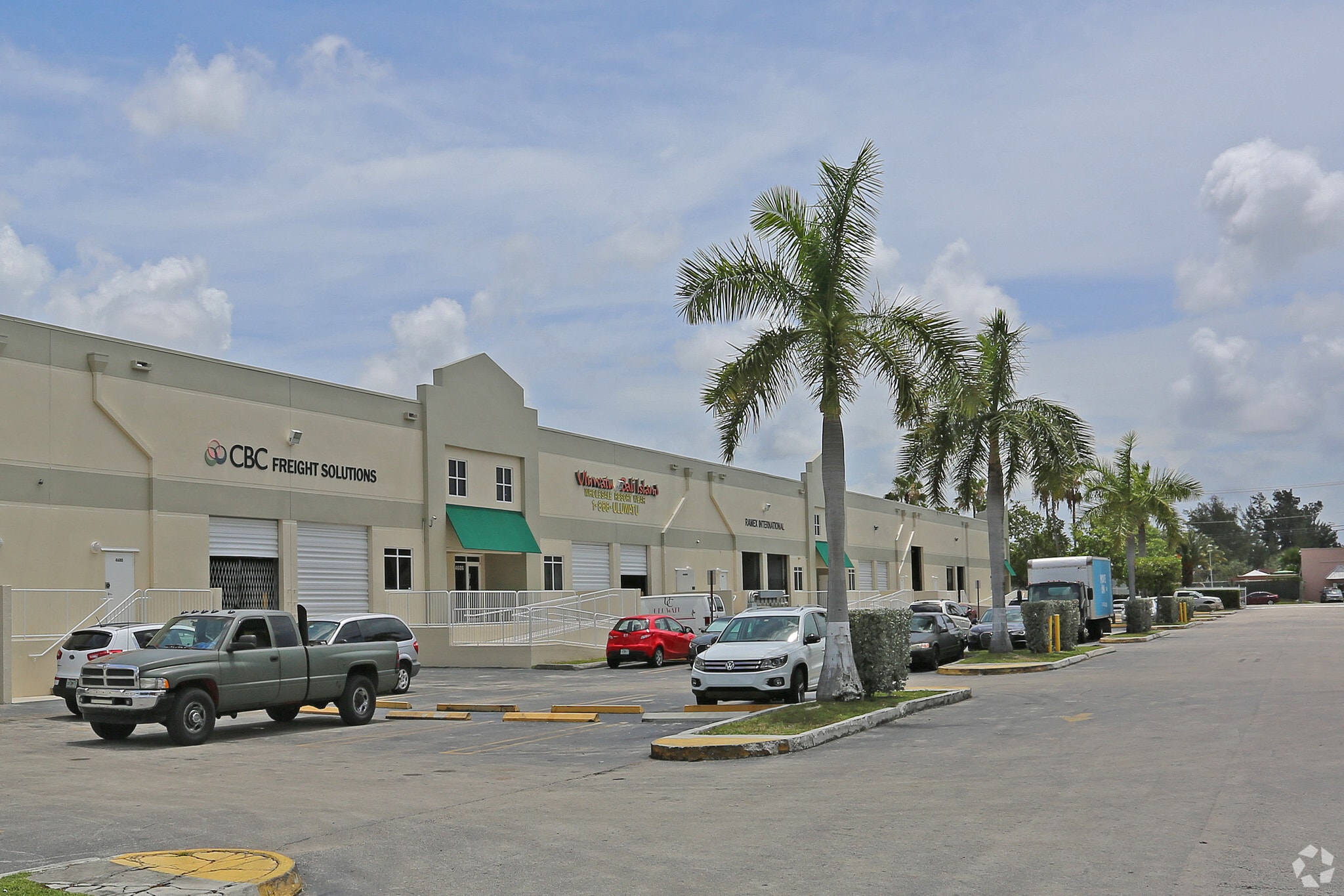4630 NW 74th Ave, Miami, FL for lease Primary Photo- Image 1 of 12