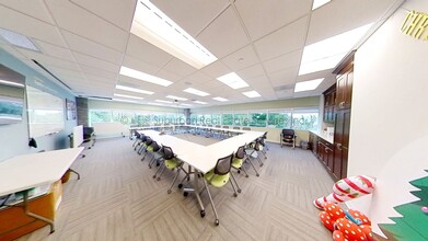 400 E Diehl Rd, Naperville, IL for lease Interior Photo- Image 2 of 3