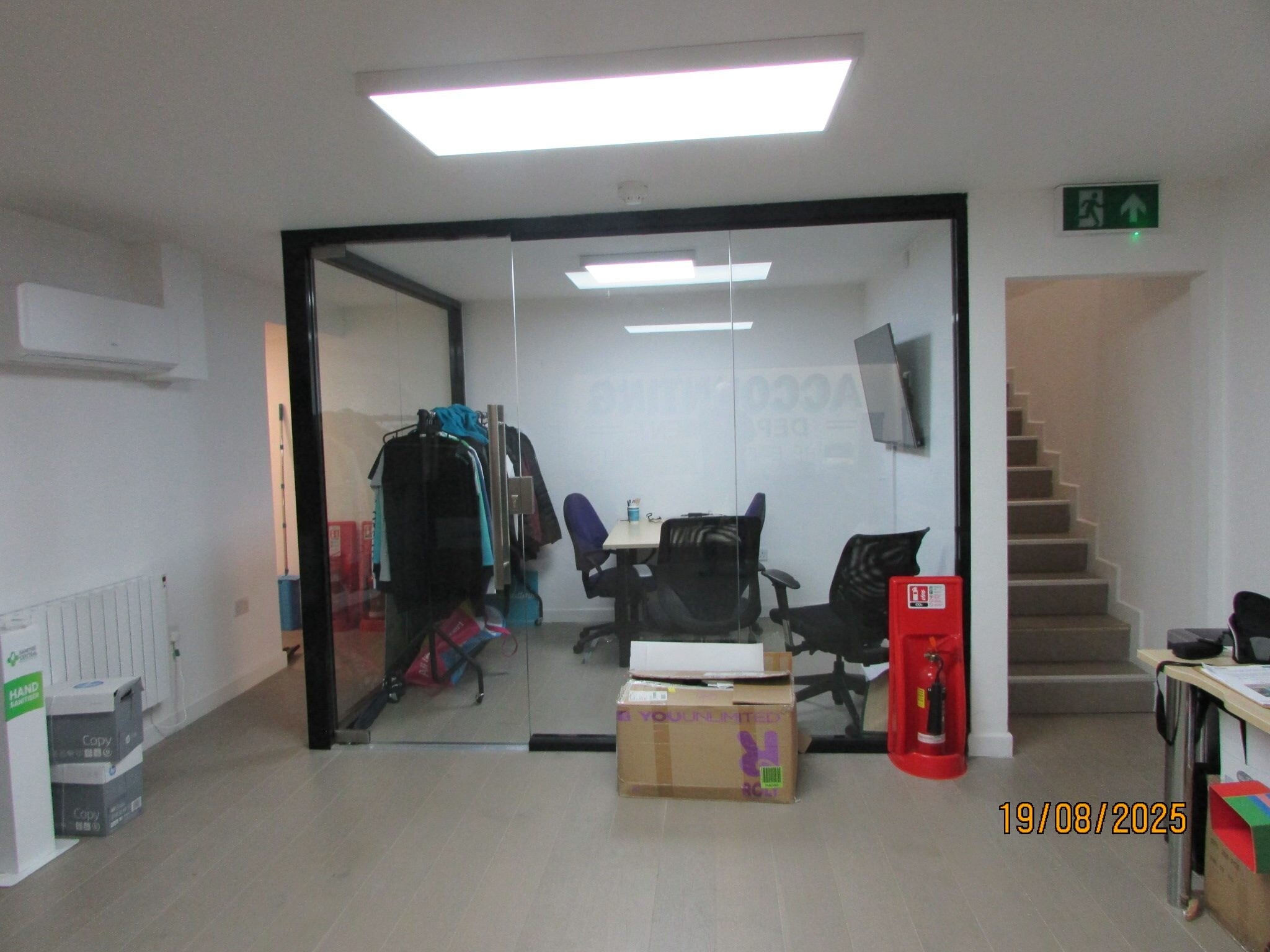 63 Fairfax Rd, London for lease Interior Photo- Image 1 of 4