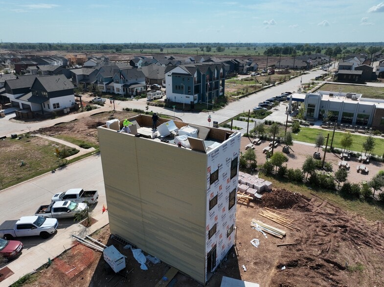 1300 Harlem Rd, Richmond, TX for sale - Building Photo - Image 2 of 6