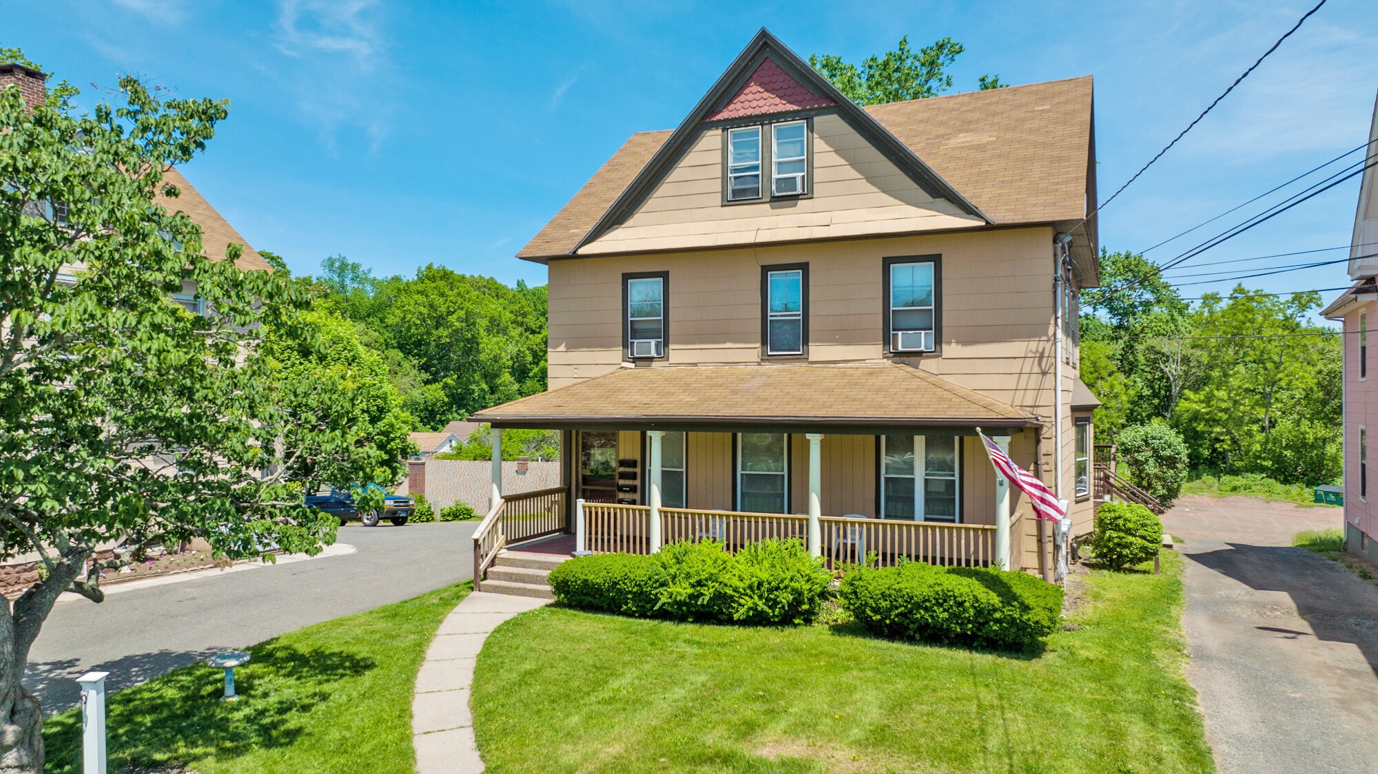 491 W Main St, Meriden, CT for sale Building Photo- Image 1 of 1